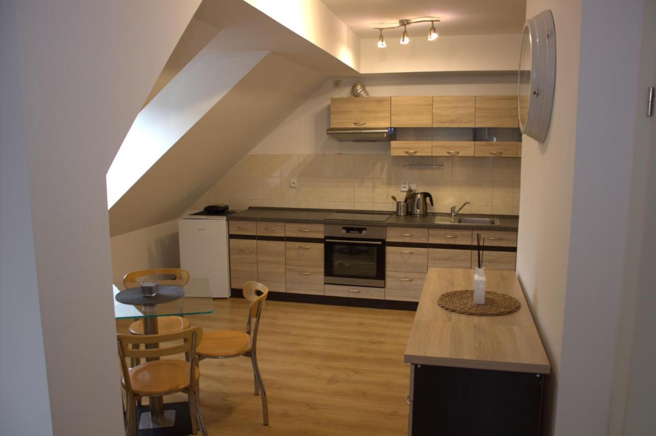 U Lva Apartment *